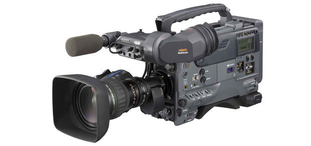 Sony F900R